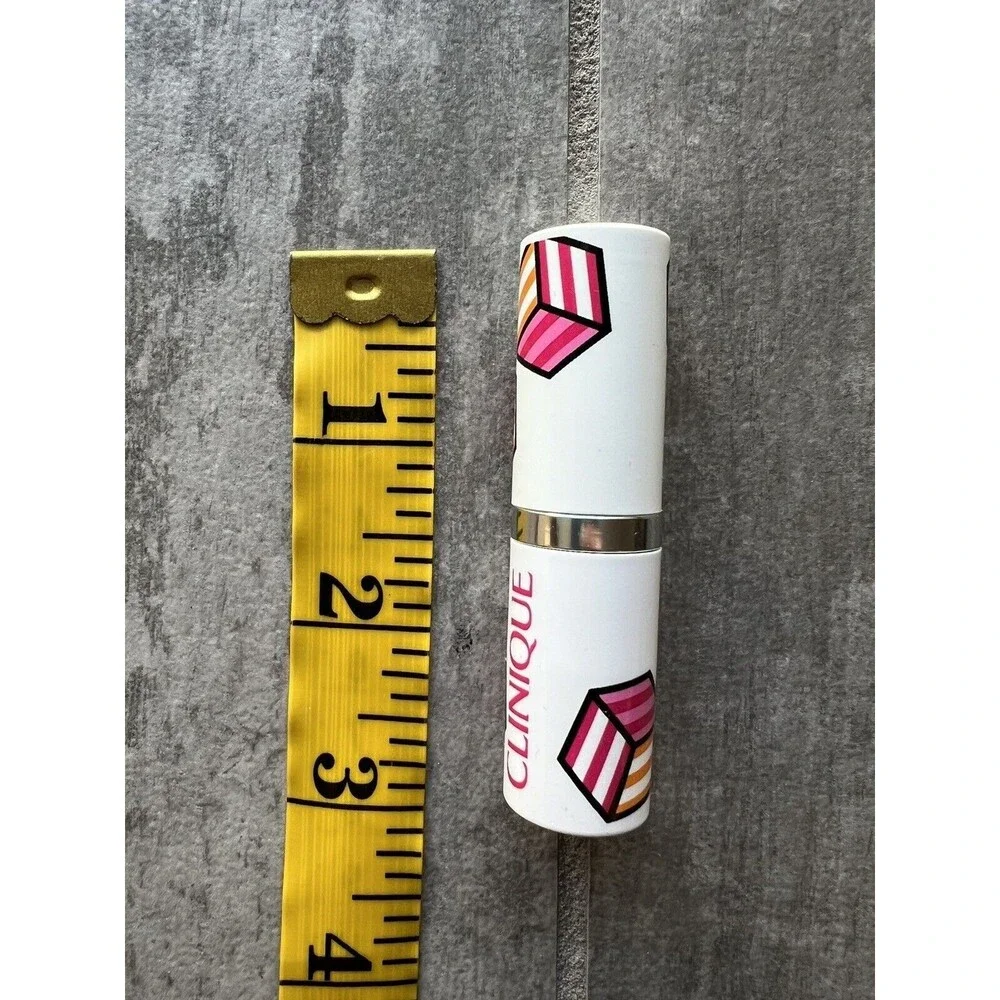 Clinique Pop Lip Colour + Primer Intense +Base Lipstick 14 Plum Pop Full Size